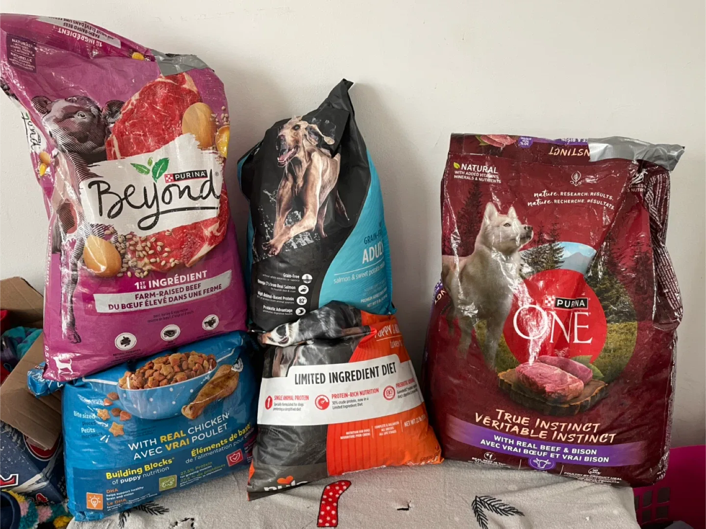 82lbs Dog/Puppy Food Lot