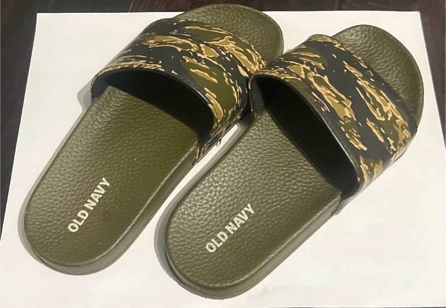 Old Navy Olive Camo Sport Slides - Size 1-2