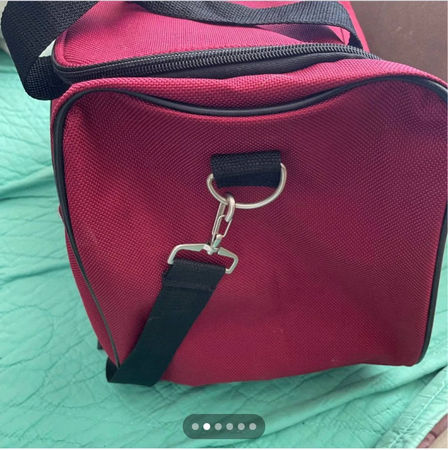 BN Cambridge Travelway Red Duffle Bags image indicator(4)