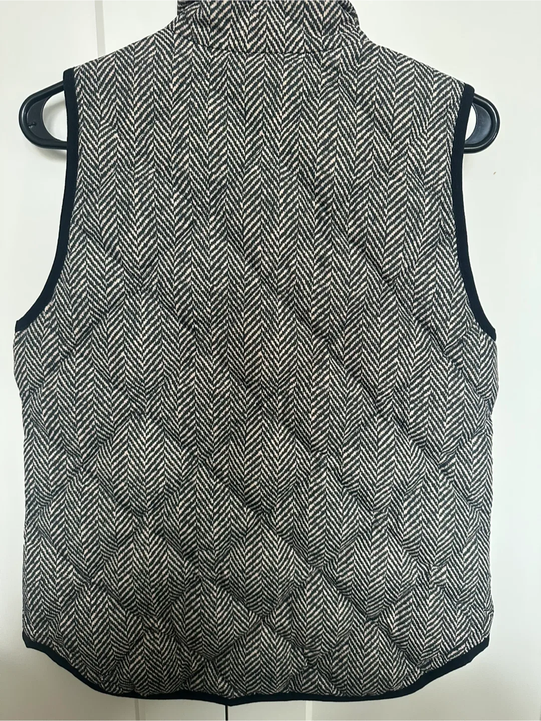 J.Crew Herringbone Puffer Vest - XS image indicator(6)