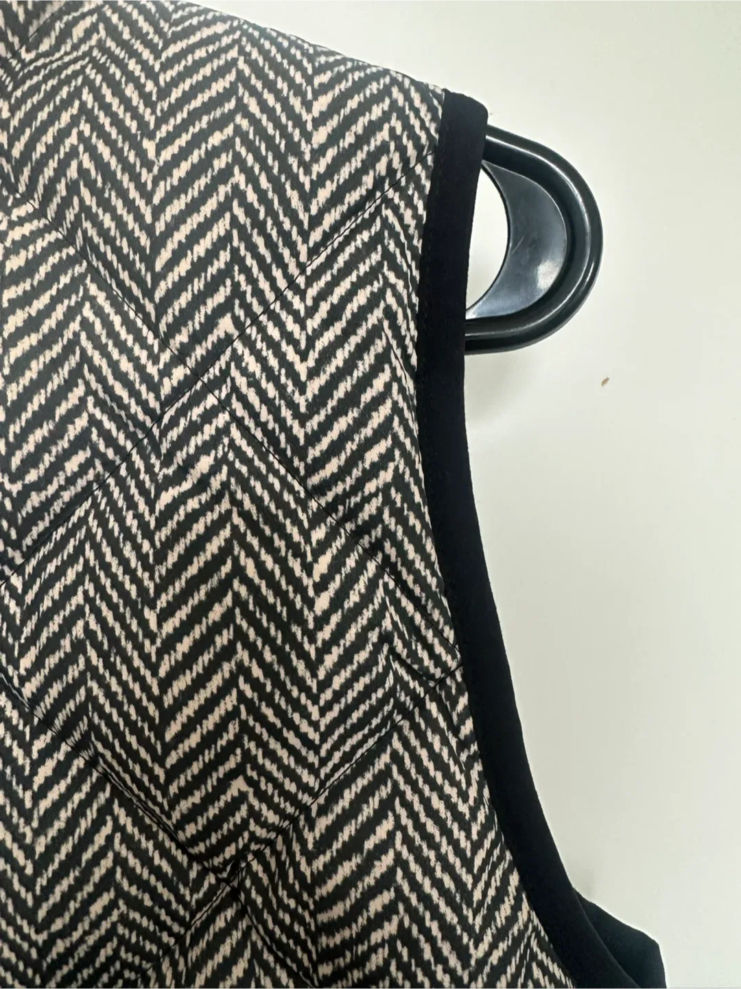 J.Crew Herringbone Puffer Vest - XS image indicator(7)