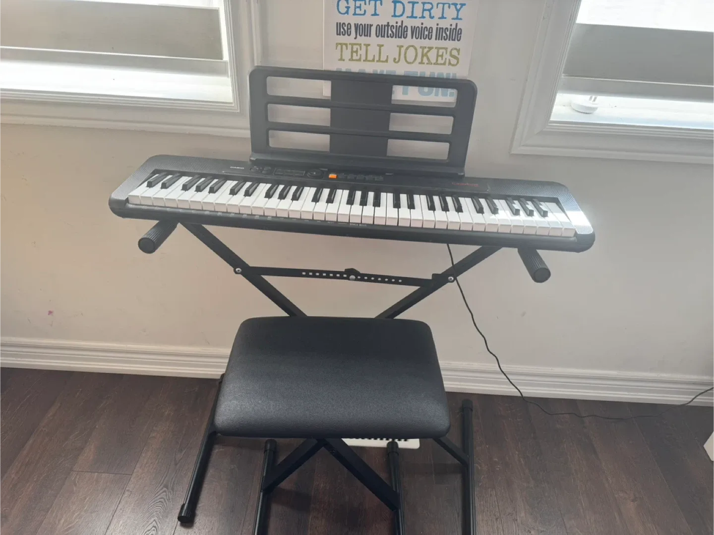 Casio Casiotone CT-S10 Keyboard w/ Stand & Bench