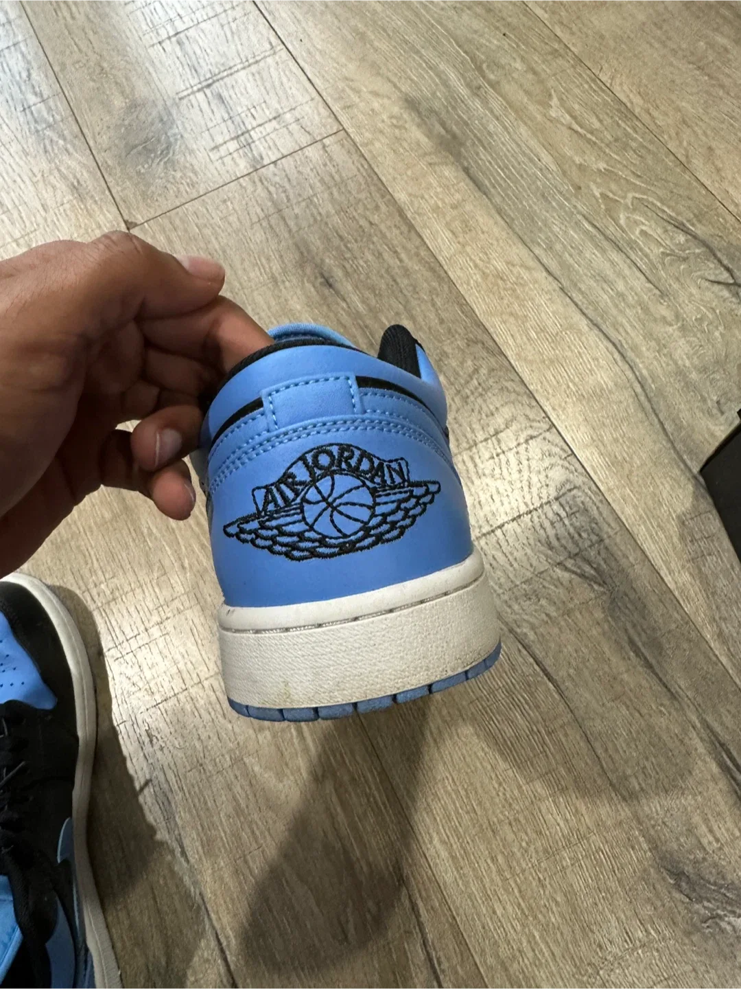 Air Jordan 1 Low Black/Blue - Size 9 image indicator(2)