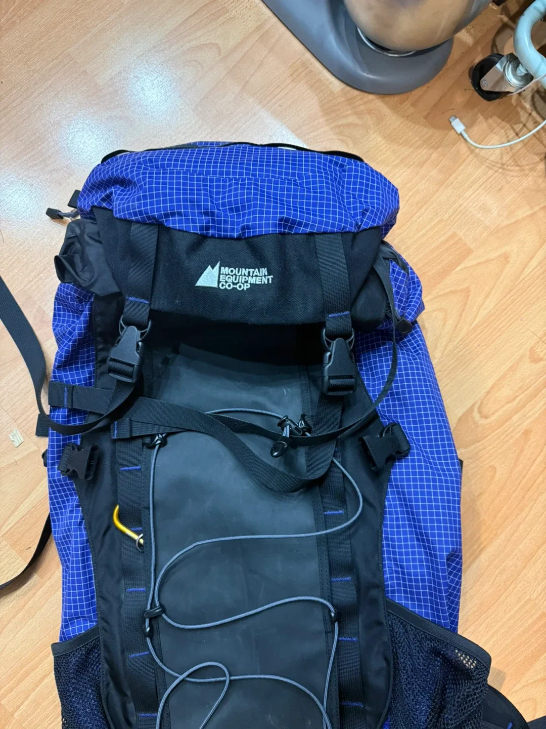 Mountain Equipment Co-op Backpack image indicator(2)