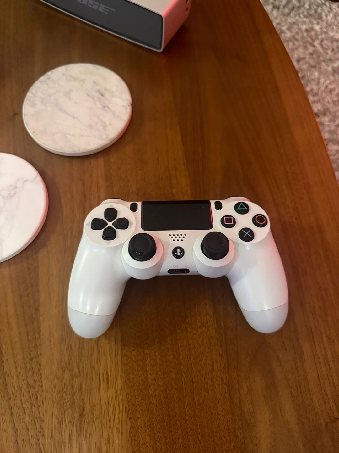 Sony PlayStation 4: PS4 + controller - photo 4