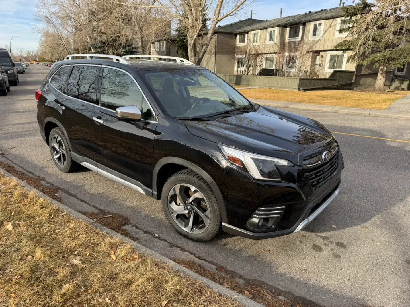 2022 Subaru Forester Premier - Low Mileage!