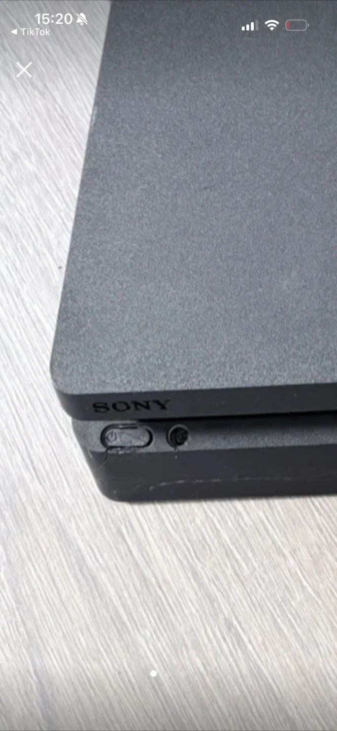 Sony PlayStation 4 Slim - Black image indicator(4)