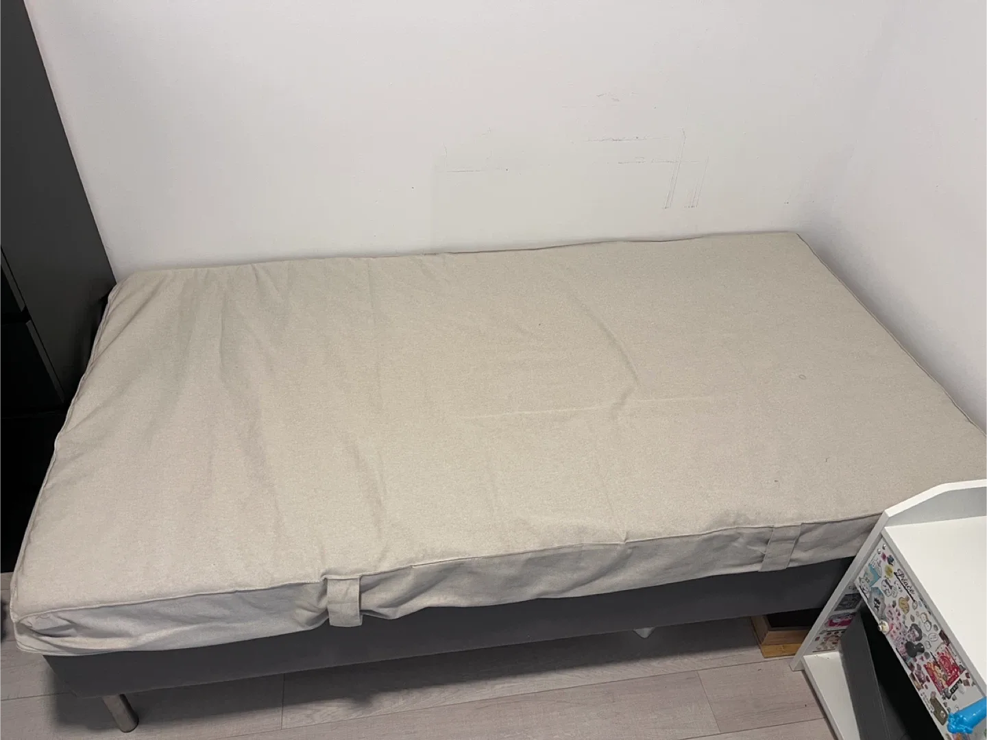 IKEA VANNAREID Twin Pocket Spring Mattress - Beige