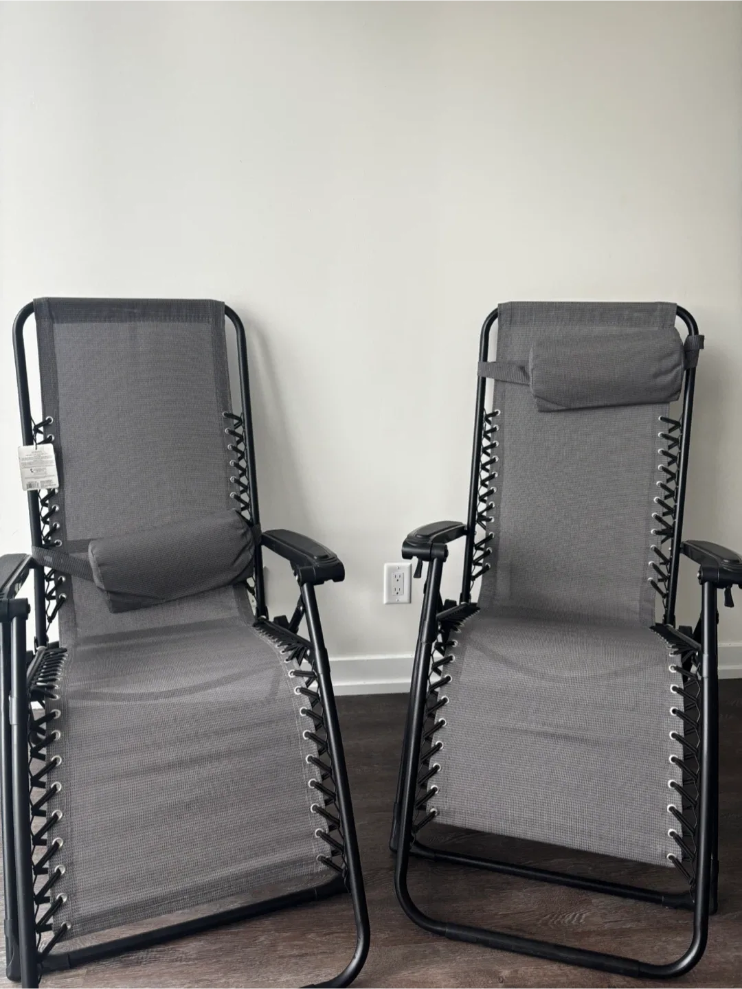 Set of Two Zero Gravity Lounge Chairs