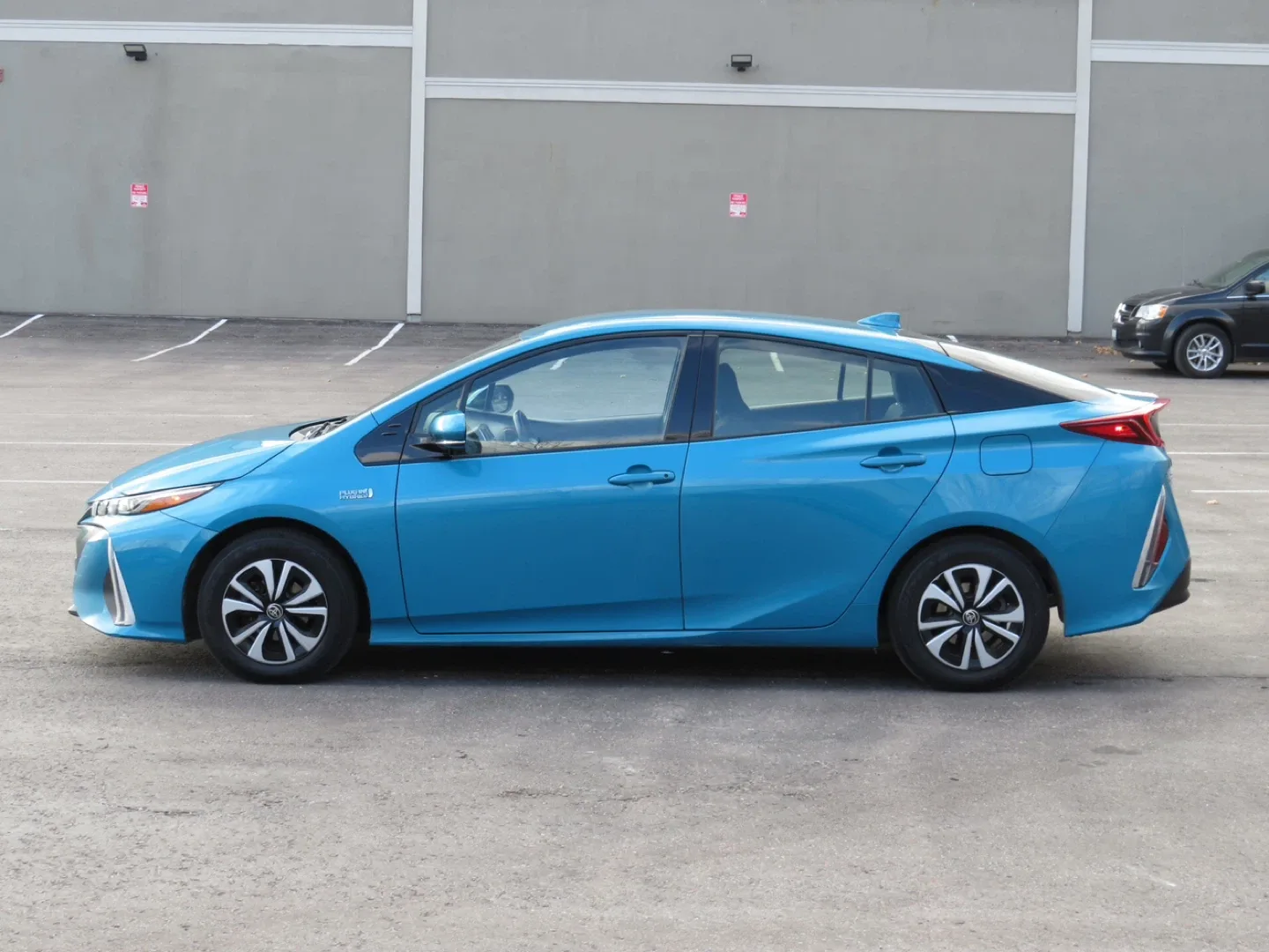 2018 Toyota Prius Prime image indicator(5)