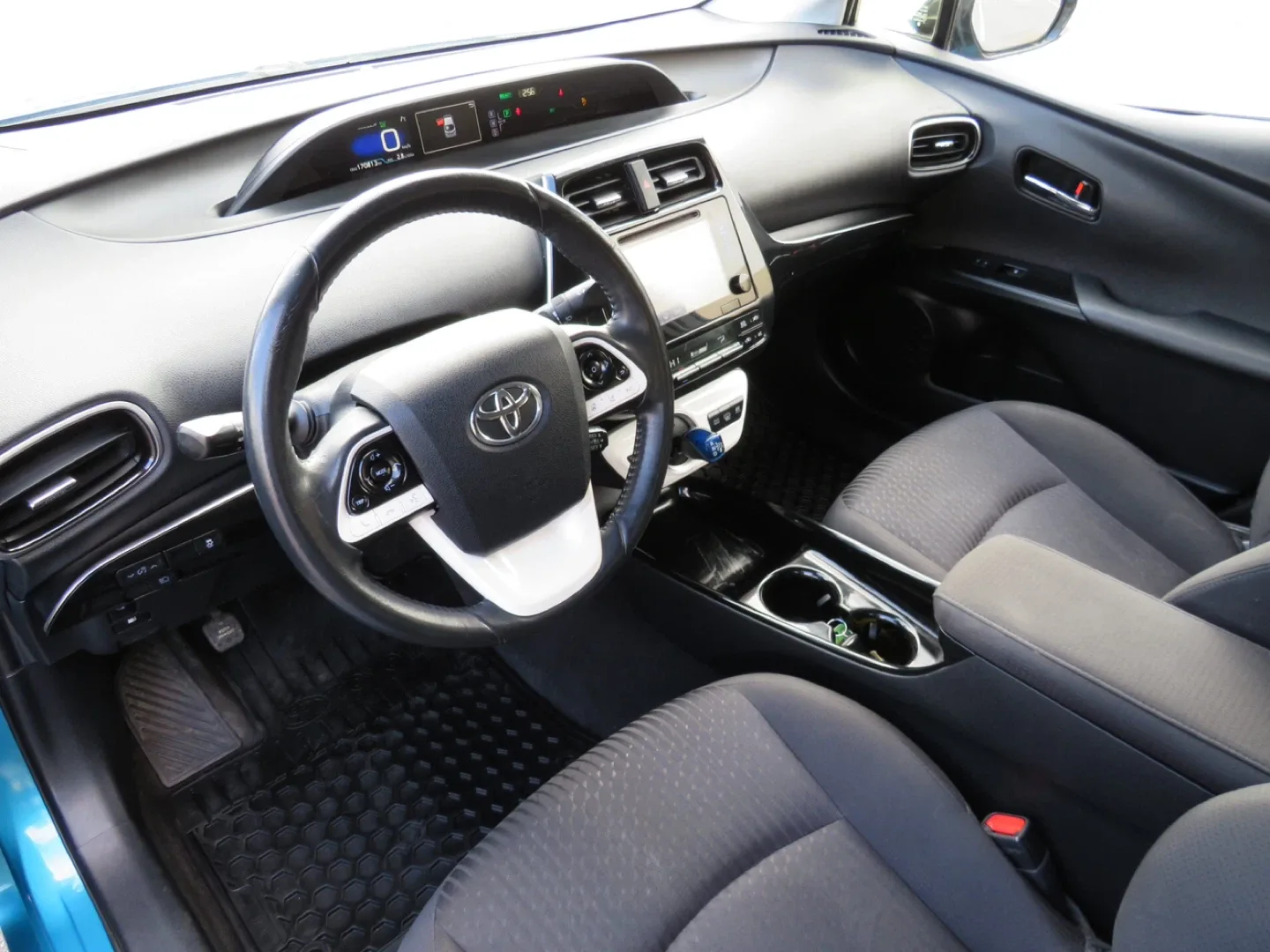 2018 Toyota Prius Prime image indicator(6)