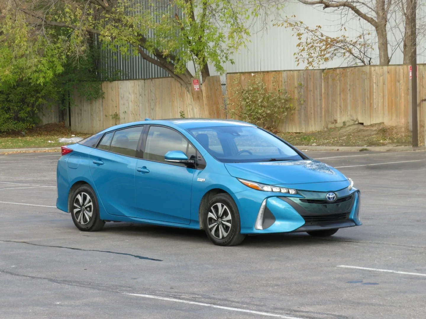 2018 Toyota Prius Prime image indicator(2)
