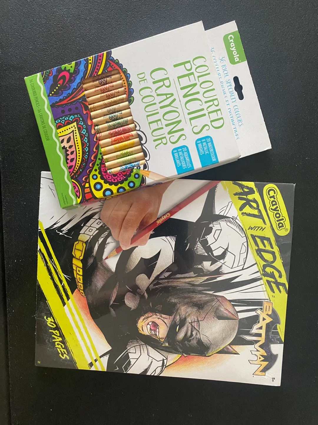 Crayola Art Edge Batman & Coloured Pencils