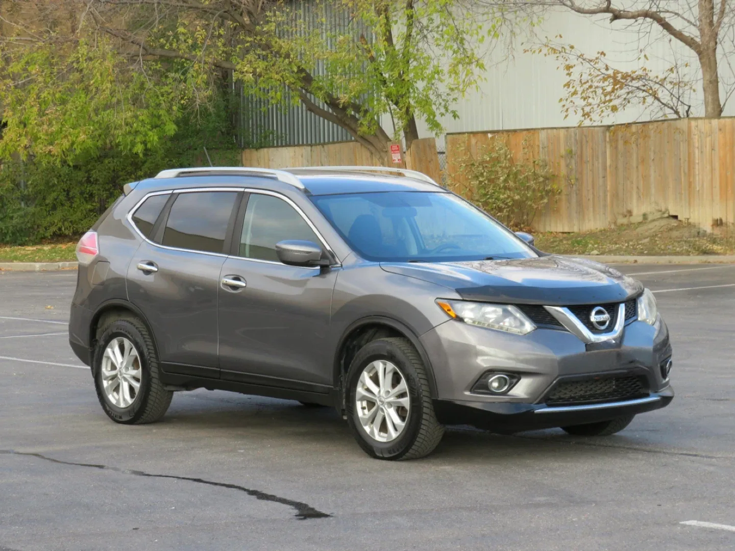2016 Nissan Rogue SUV image indicator(2)