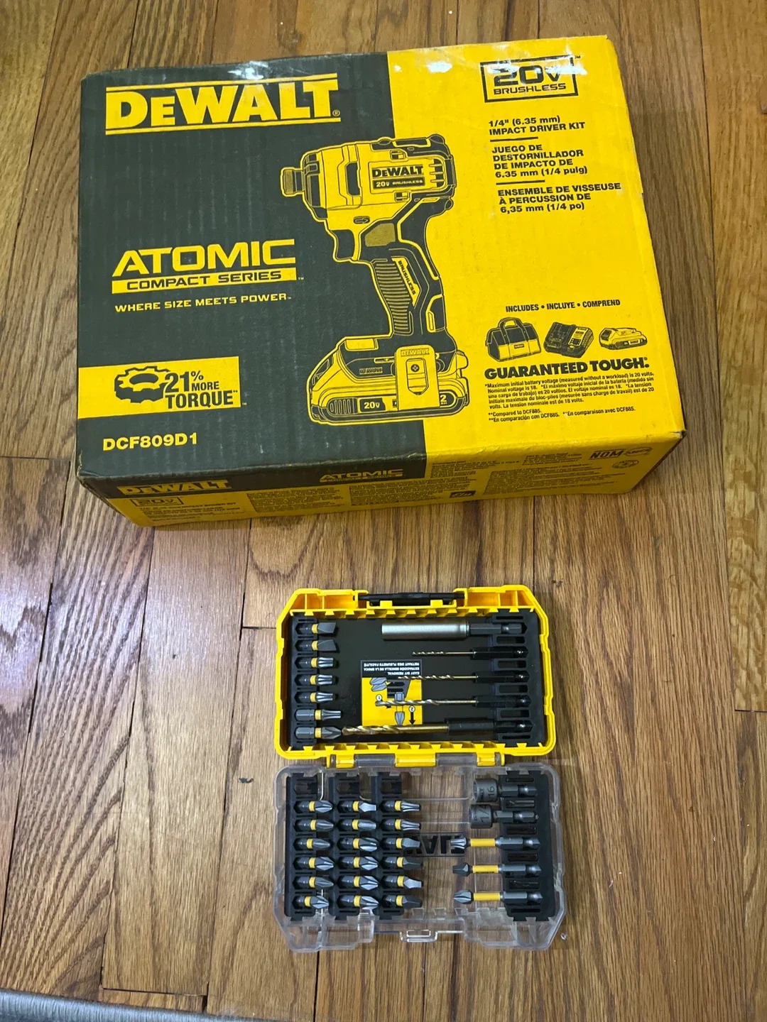 DeWalt Atomic Impact Driver Kit DCF809D1