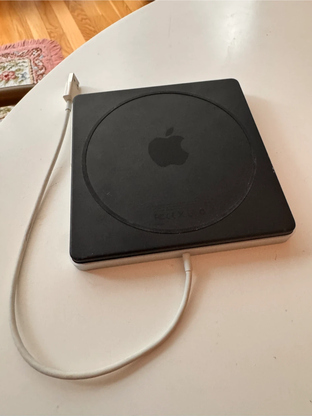 Apple SuperDrive External USB Drive - photo 4