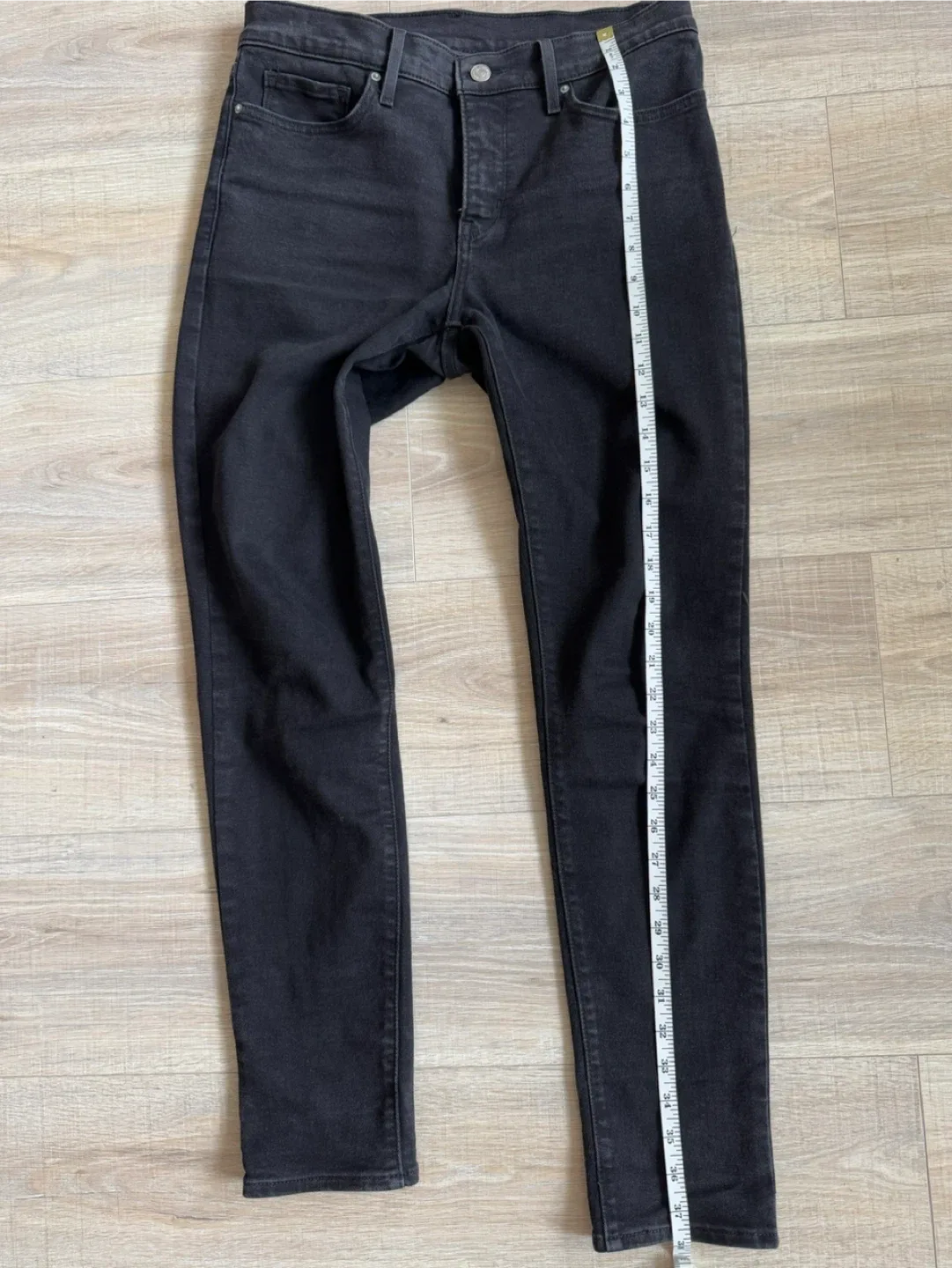 Levi's Black Jeans, Size 26 image indicator(4)