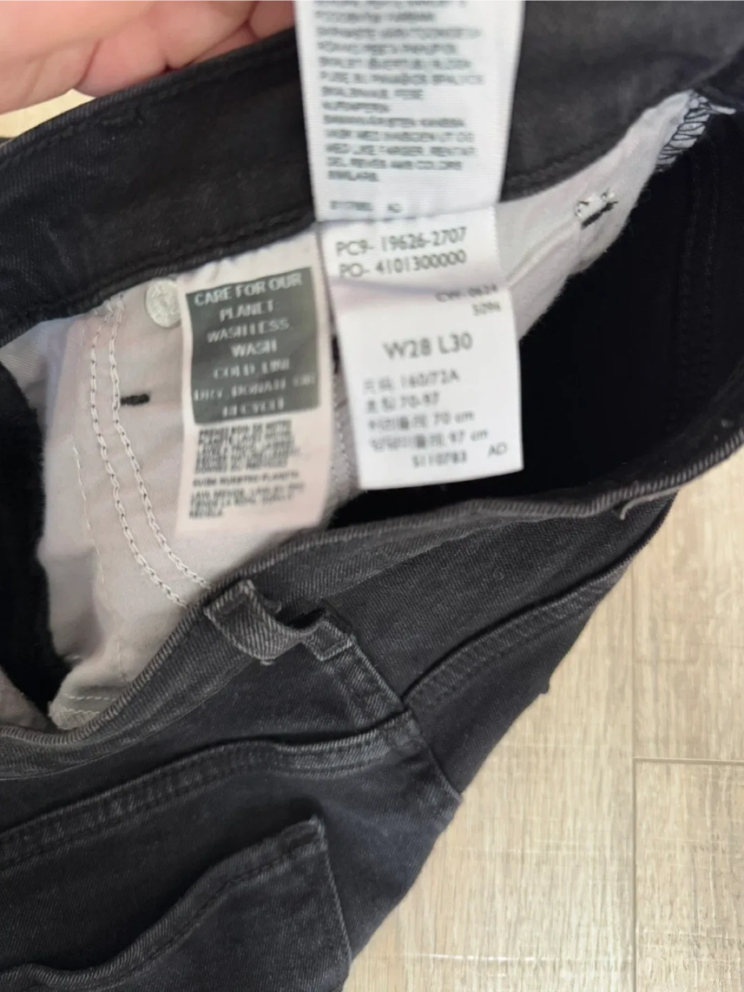 Levi's Black Jeans, Size 26 image indicator(6)