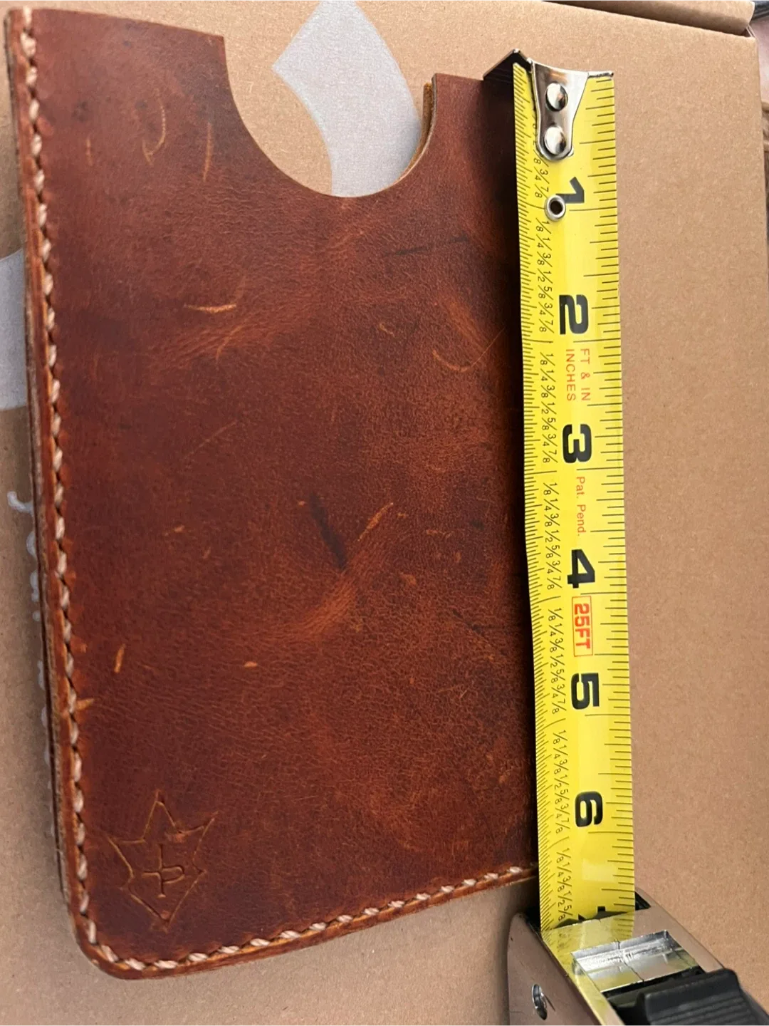 Handcrafted Leather Card Holder image indicator(2)