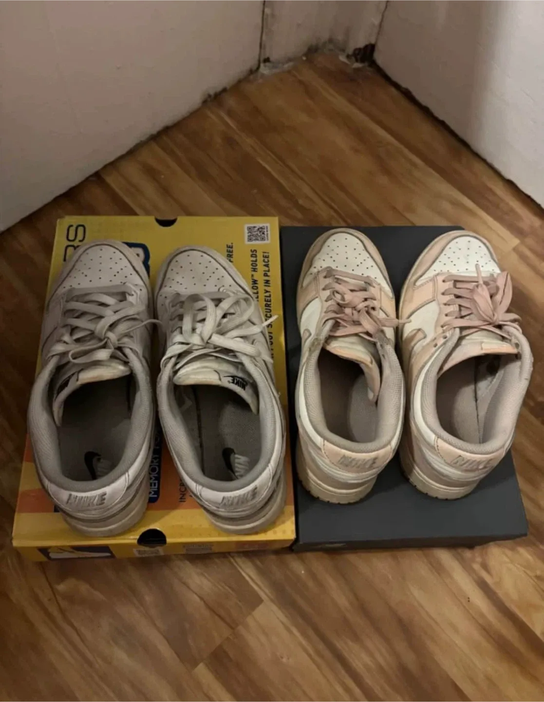 Used Nike Dunk Low Sneakers - image indicator(3)