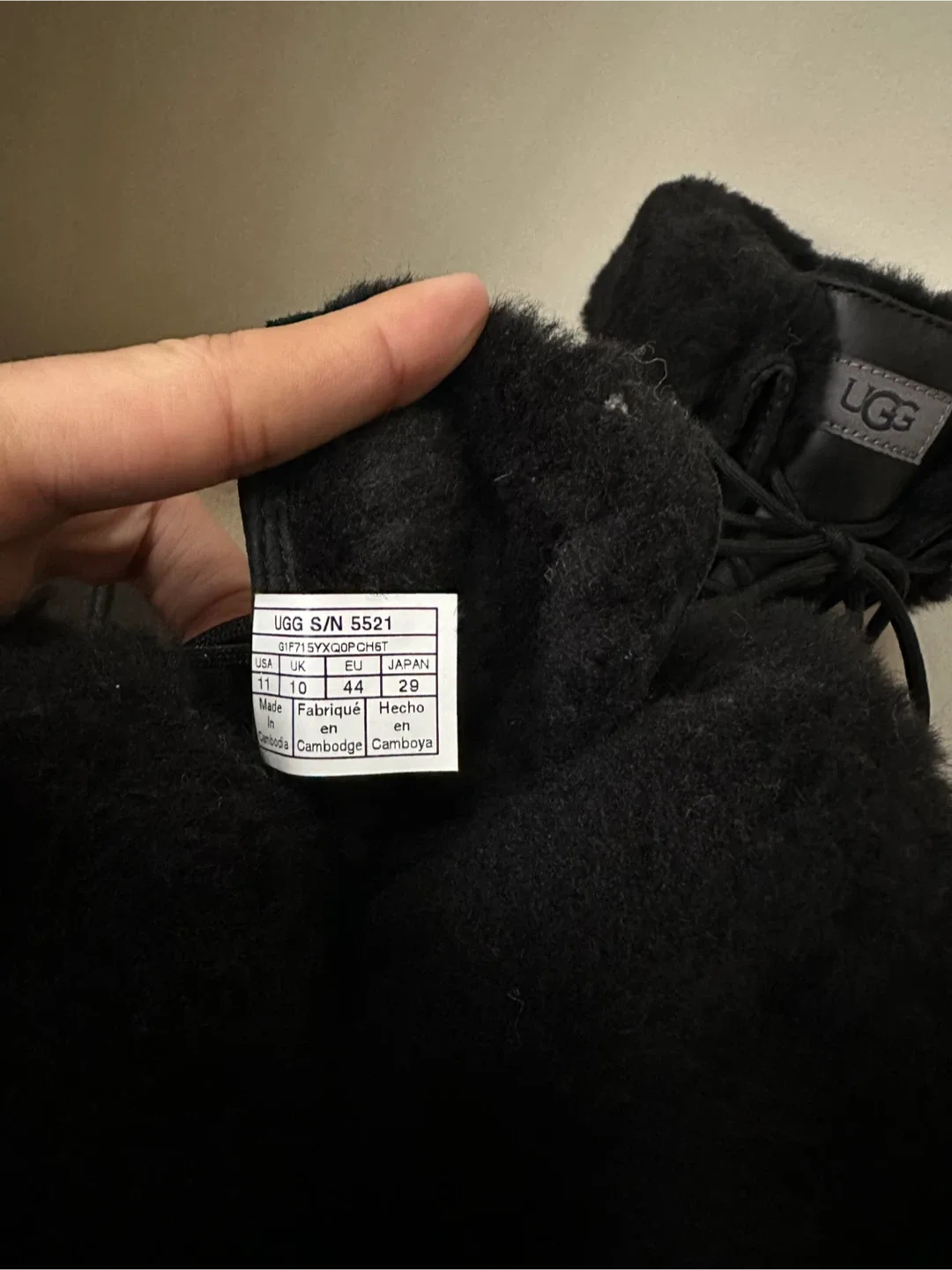 UGG Black Boots Size 11 image indicator(3)