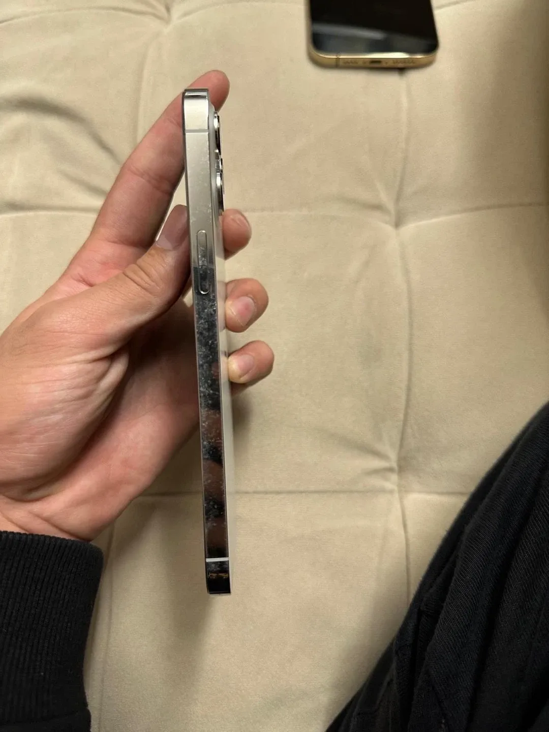 iPhone 12 Pro Max 128GB image indicator(4)