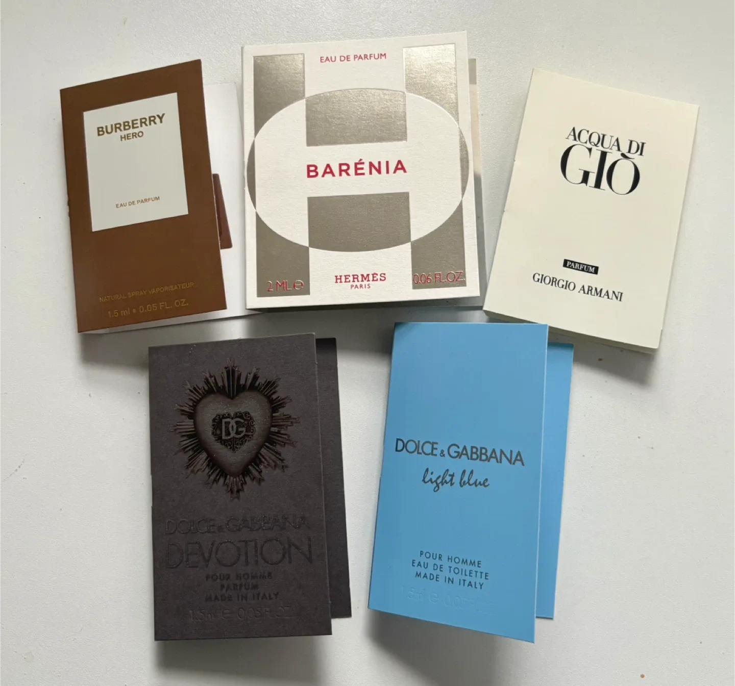 Assorted fragrance sample collection (new )