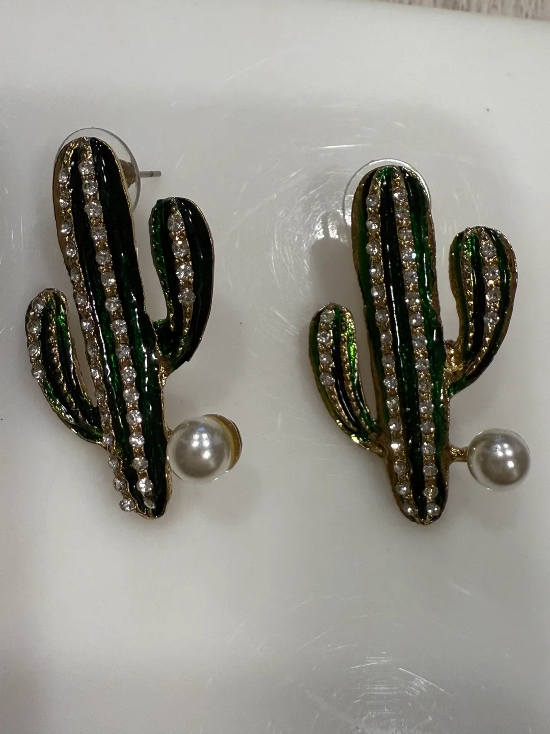 Cactus Earrings with Pearl Accent image indicator(2)