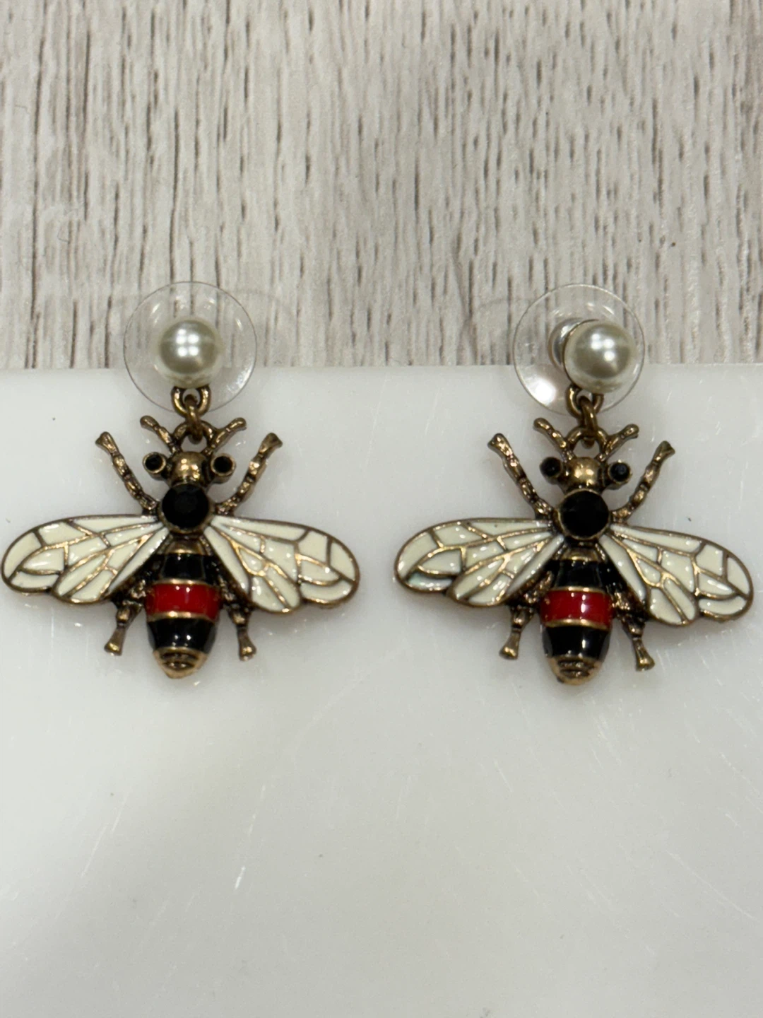 Bee Design Earrings - photo 5