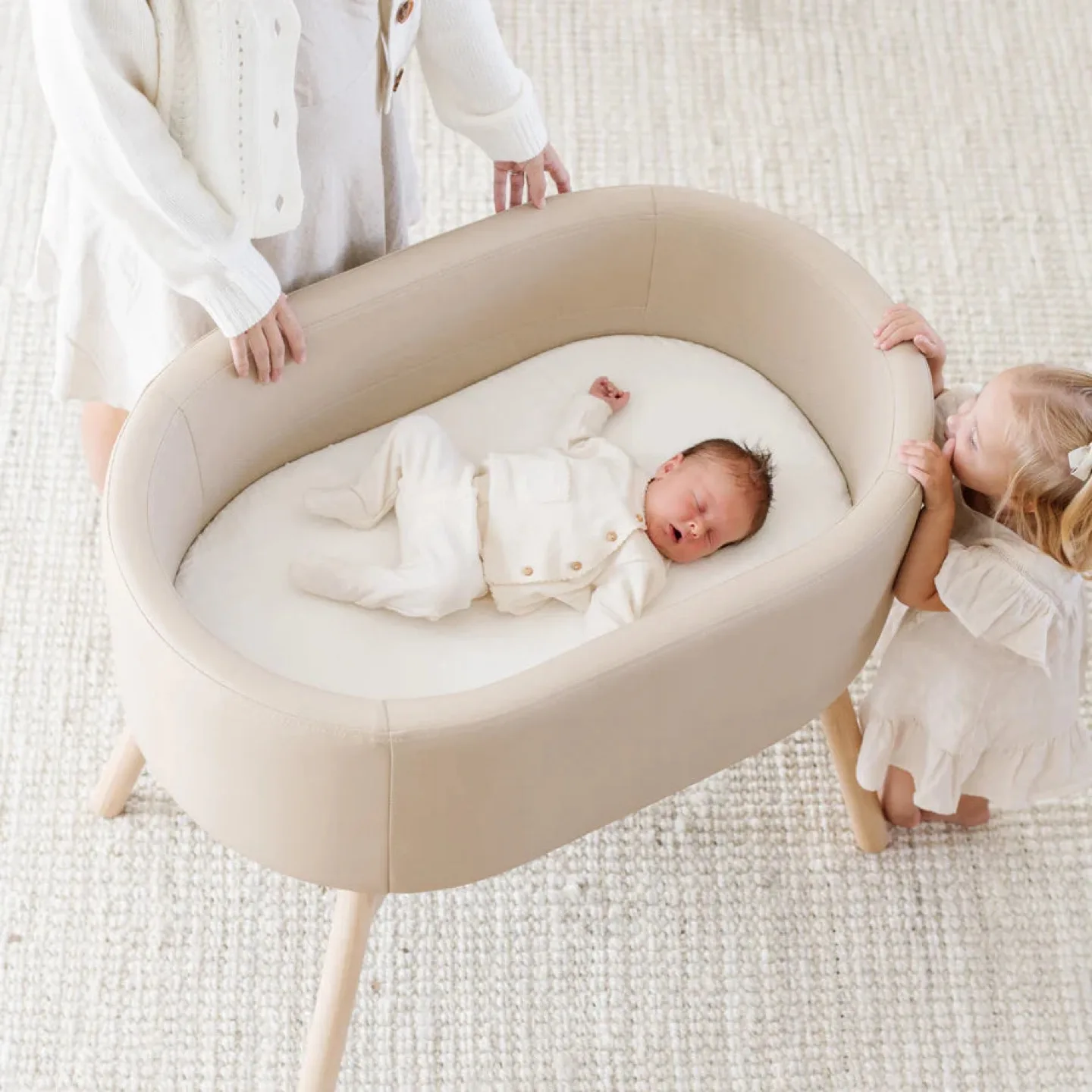 Babyletto x Gathre Capsule Bassinet image indicator(2)