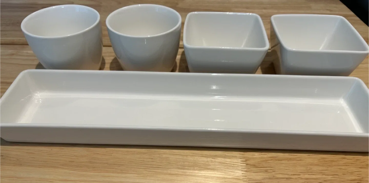 White Ceramic Set image indicator(2)