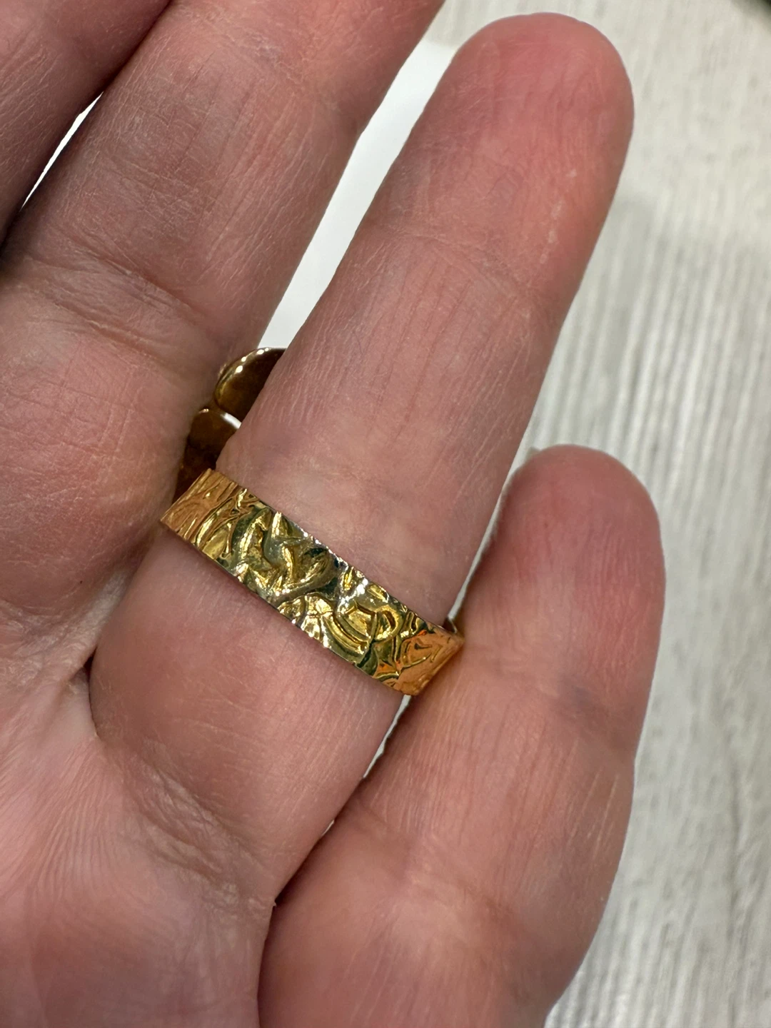 Gold Butterfly Ring - photo 4