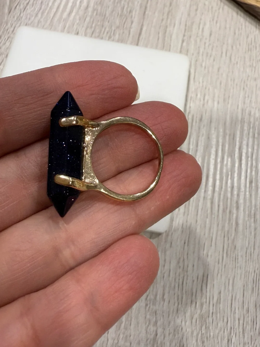 Blue Sandstone Crystal Point Ring image indicator(2)