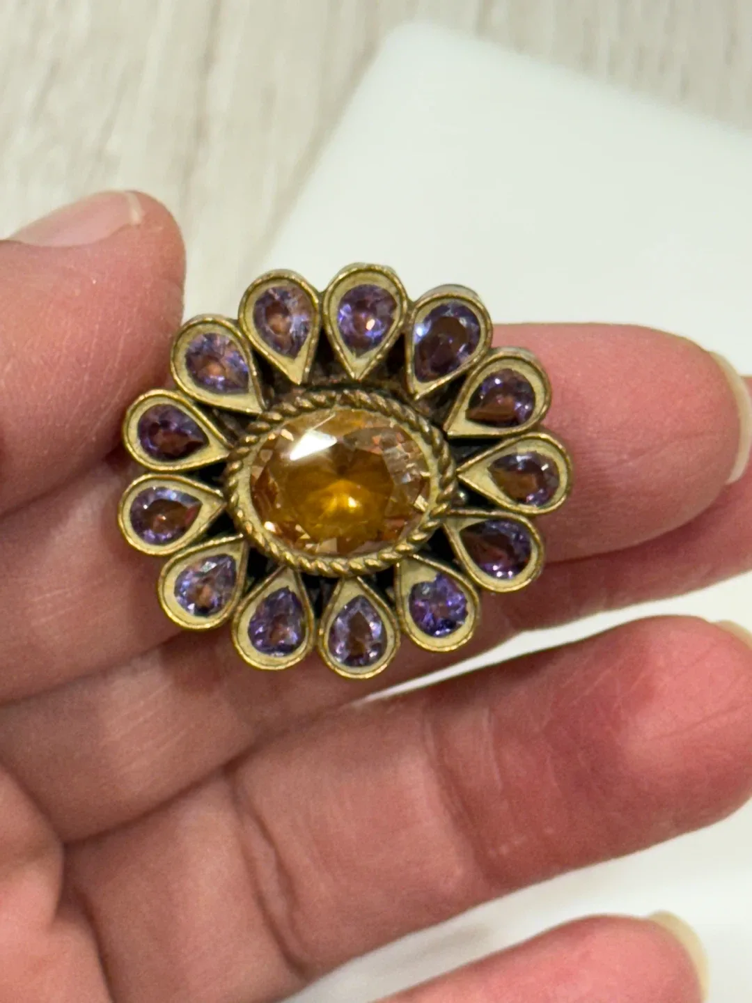 Vintage Style Flower Ring image indicator(3)