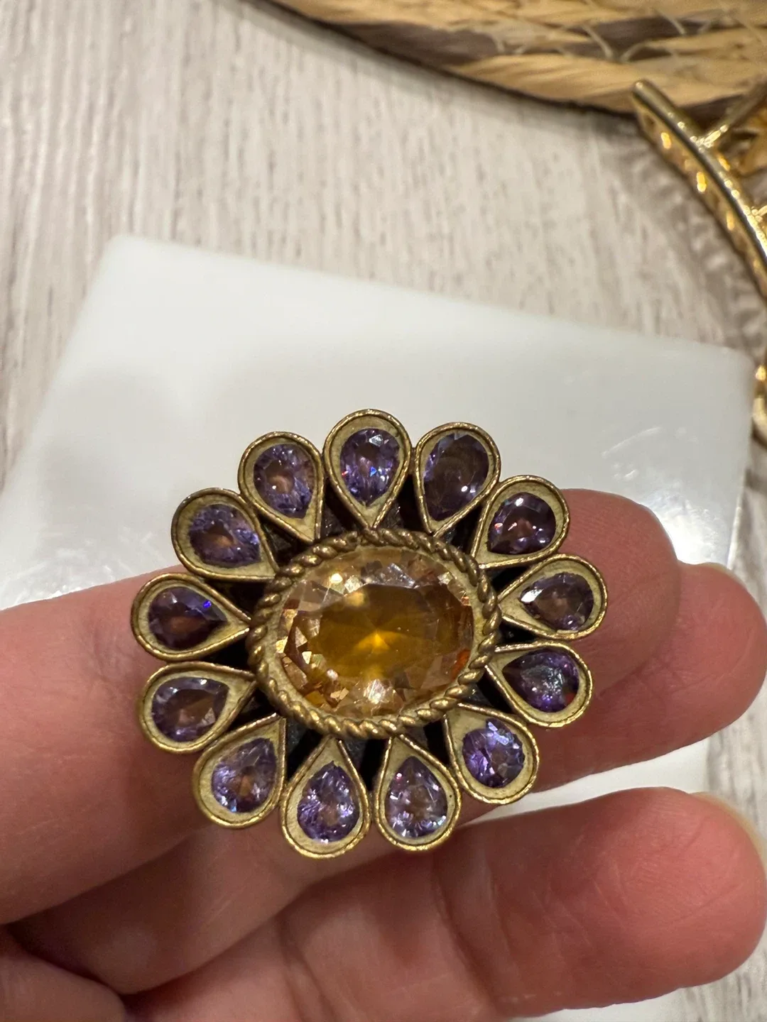 Vintage Style Flower Ring image indicator(4)