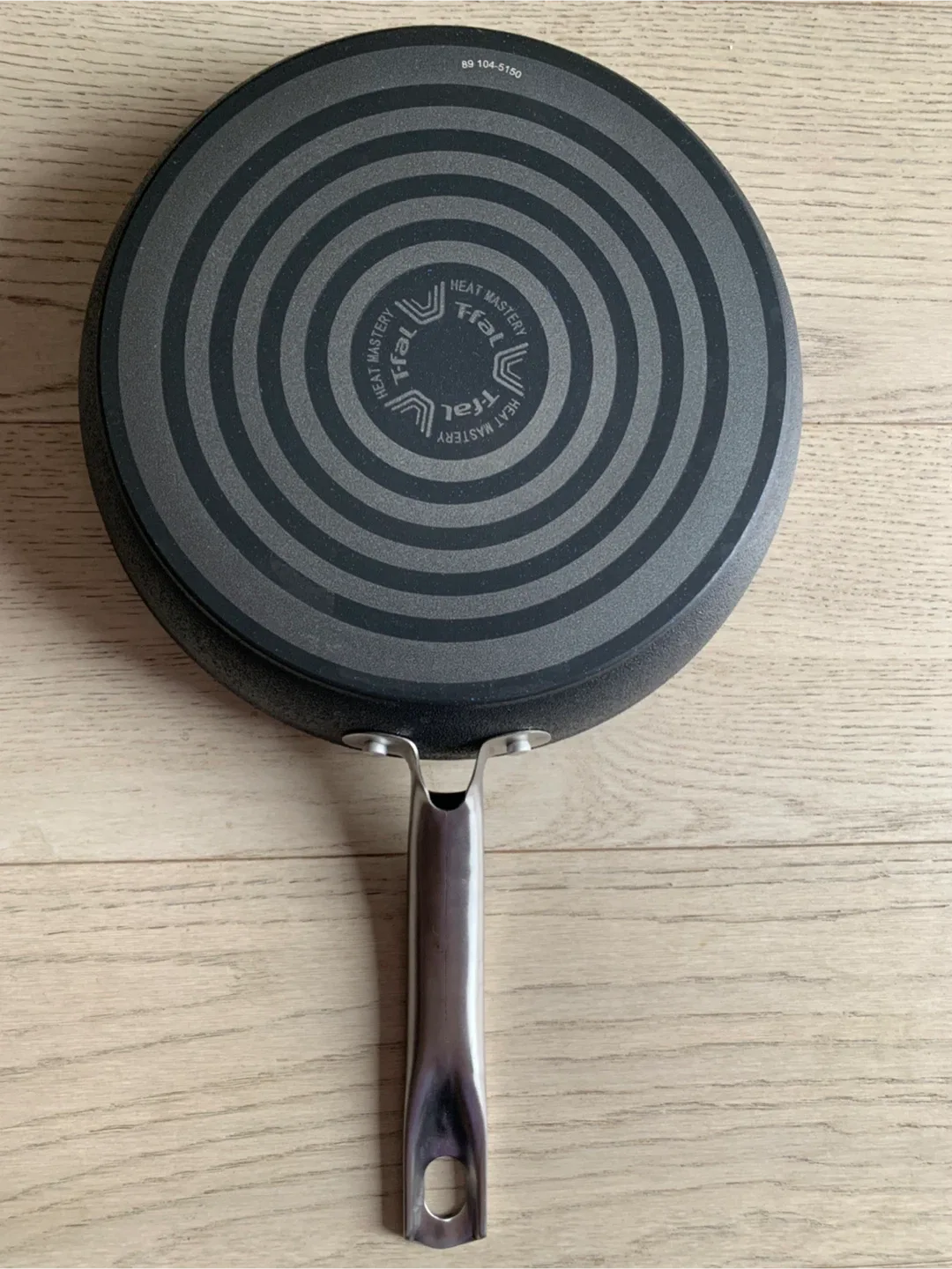 T-fal Fry Pan 26 cm, new, pick up Islington/Evans image indicator(2)