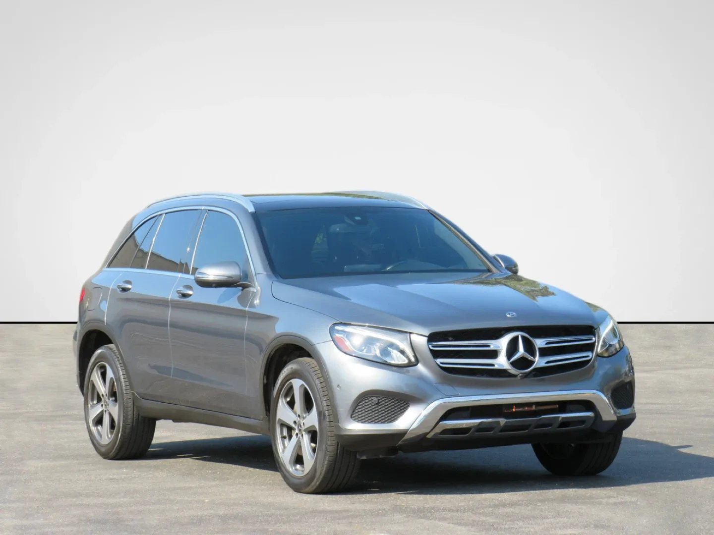 2019 Mercedes-Benz GLC 300 image indicator(2)