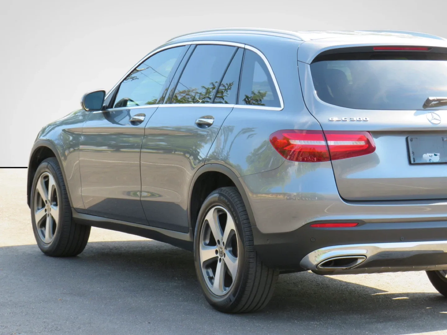 2019 Mercedes-Benz GLC 300 image indicator(4)