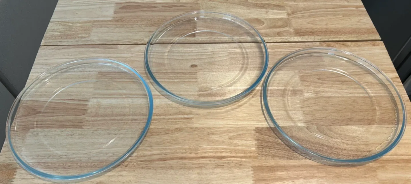 Set of Three Glass Oven Baking Dishes