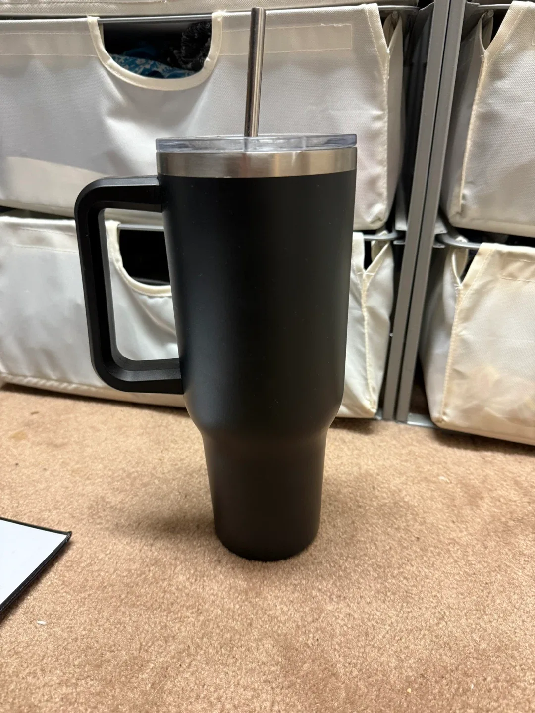 Roots Black 40 oz Tumbler with Handle & Straw image indicator(2)
