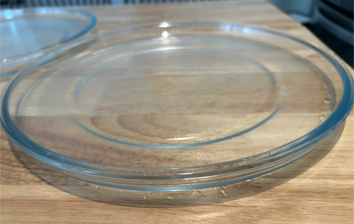 Set of Three Glass Oven Baking Dishes image indicator(2)