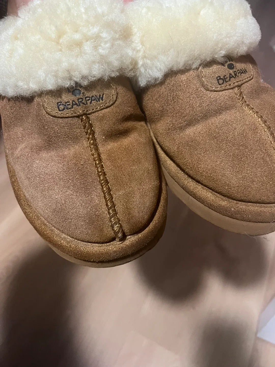 Bearpaw Slippers, Brown, Size 8
