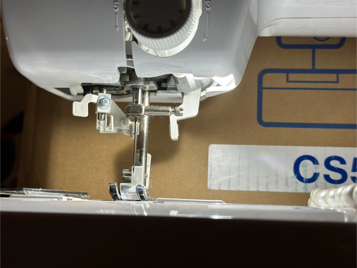Brother CS5055 Sewing Machine - photo 3