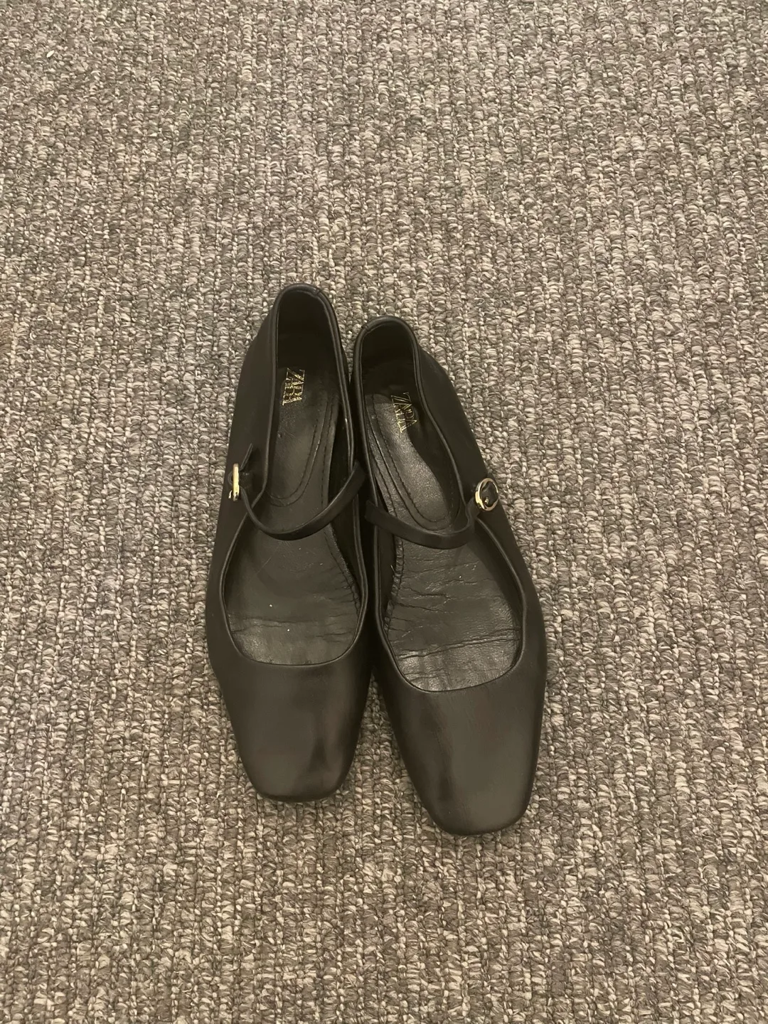 Zara Black Ballet Flats - Size 6