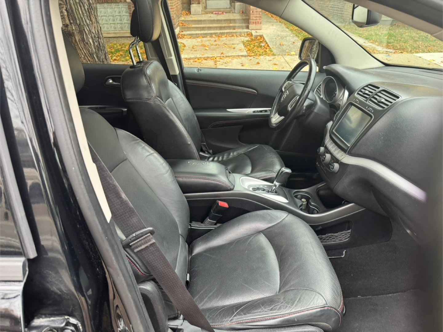 Black Dodge Journey SUV 2015 - photo 5
