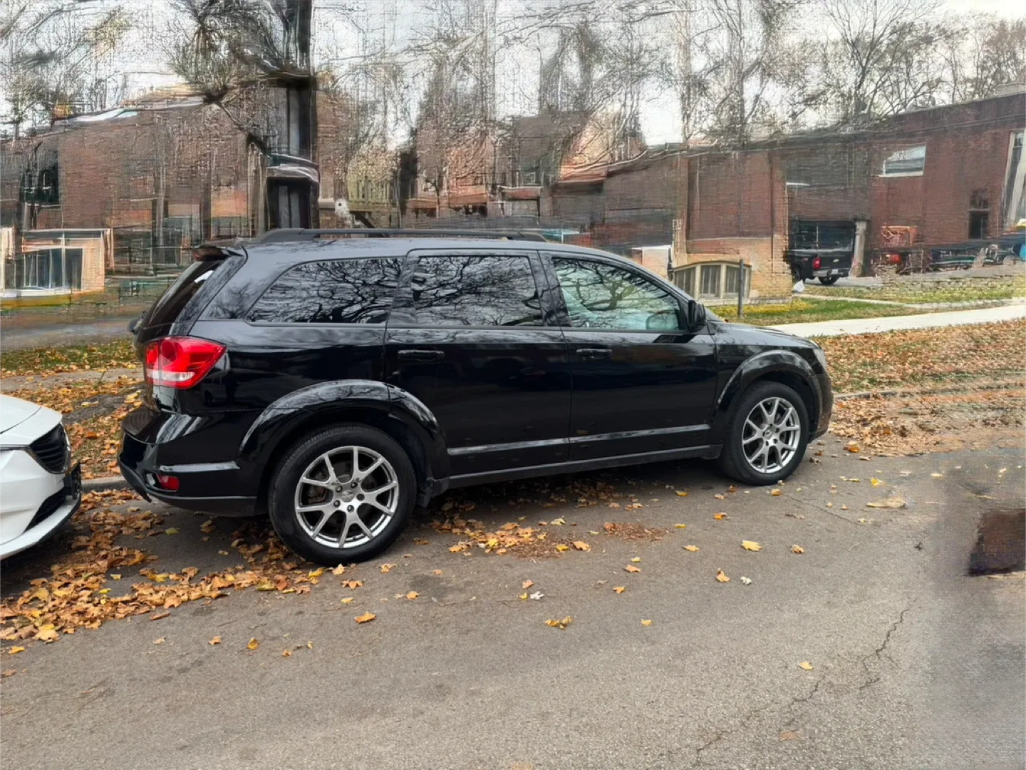 Black Dodge Journey SUV 2015