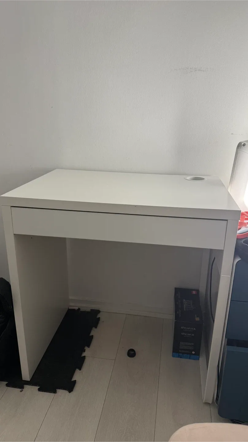 White Desk with Drawer