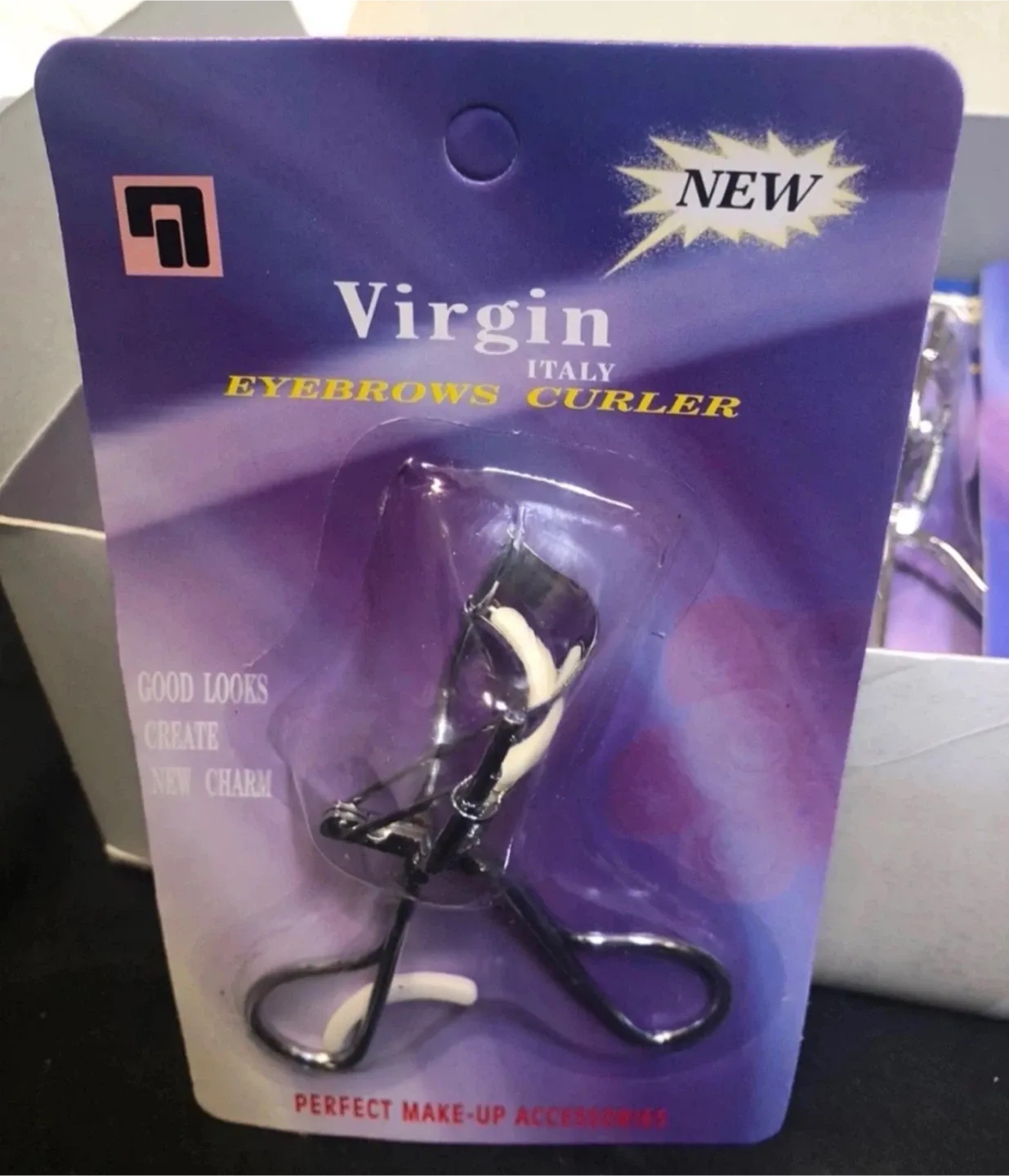 New Virgin Italy Eyebrow Curler