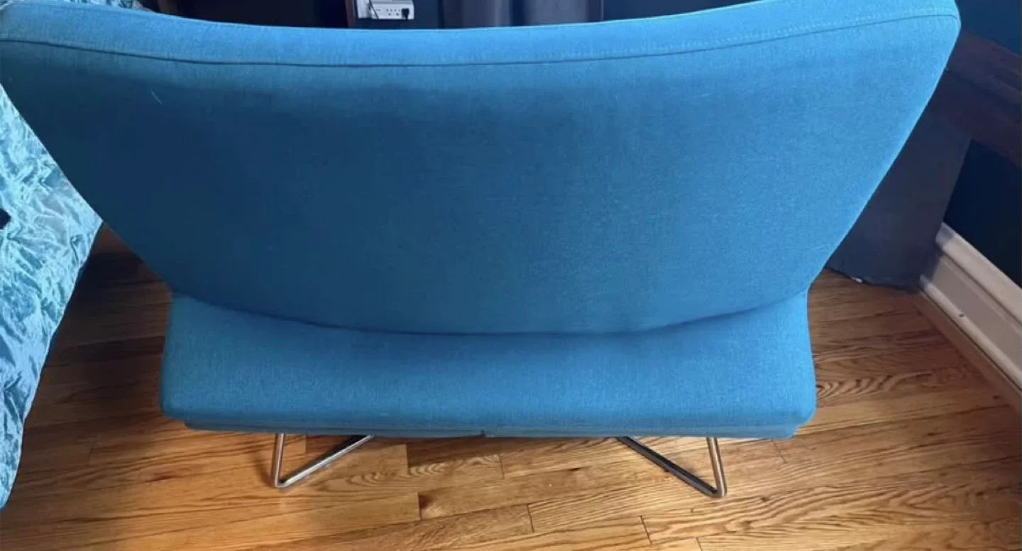 Blue Lounge Chair image indicator(2)