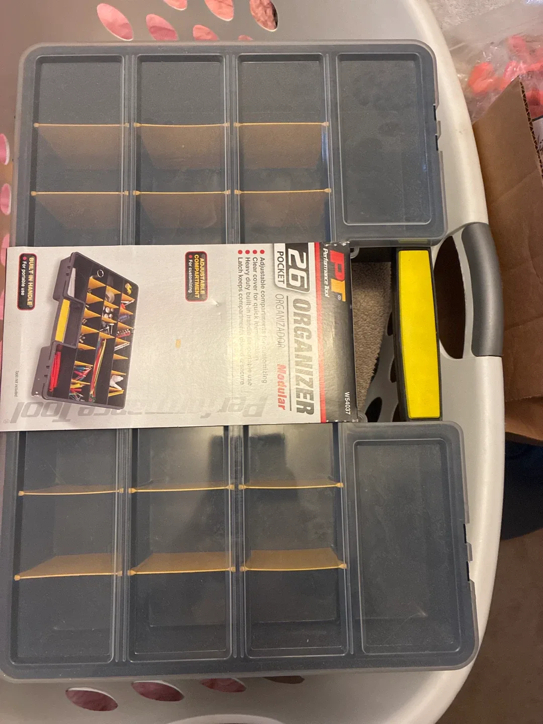 Performance Tool 26 Pocket Organizer